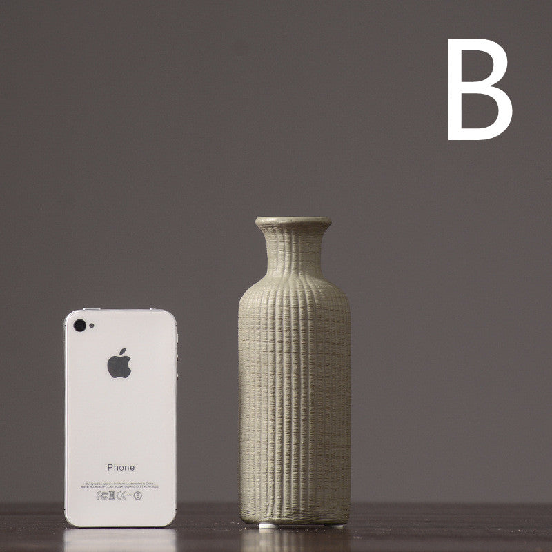 Ceramic Dried Flower Vase for Elegant Home Décor