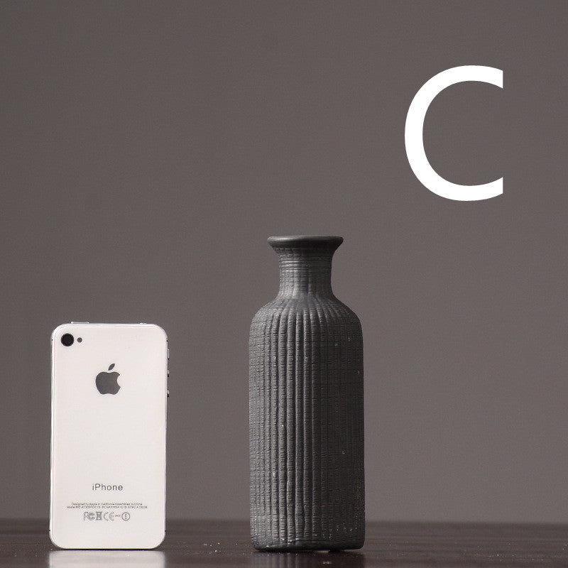 Ceramic Dried Flower Vase for Elegant Home Décor